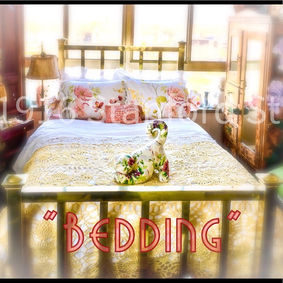 Welcome to 1916 Stanford Street! - Picture 2 of 13